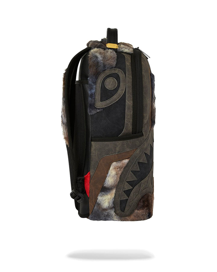 DAYS FUR COAT SHARK DLXSV BACKPACK