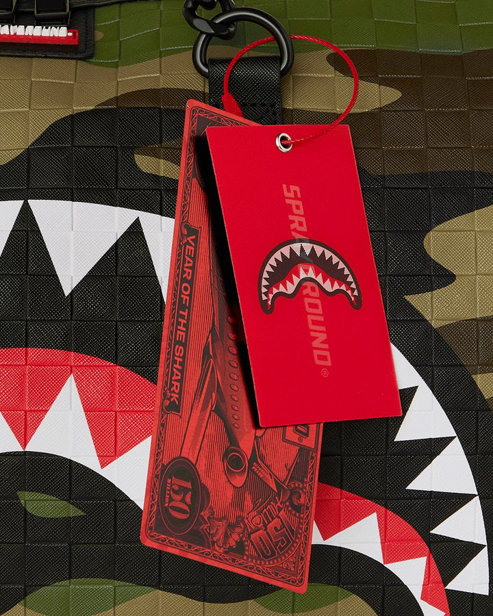 WOODLAND CAMO CHECK CHAIN LARGE DUFFLE