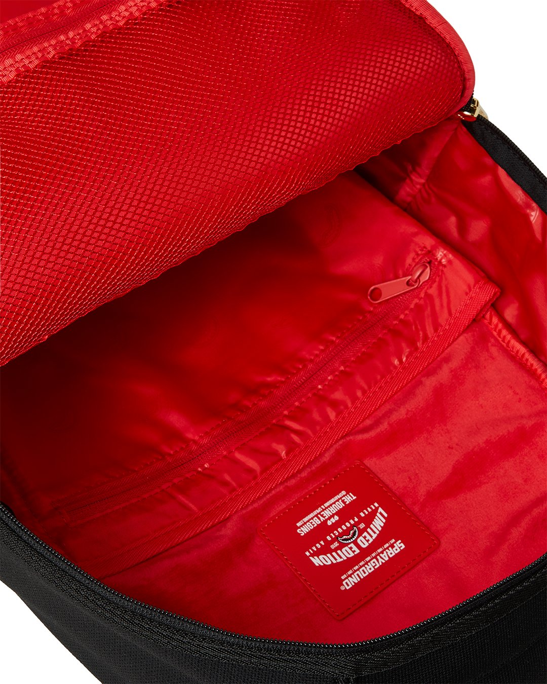 SHARK CENTRAL KNIT BLACK DLX-KNIT BACKPACK