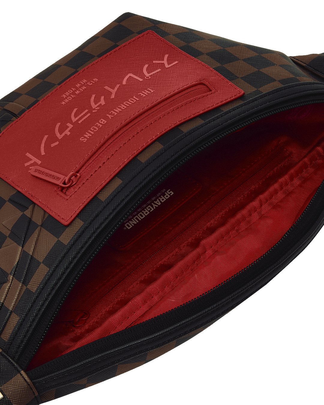 RED REDEMPTION PYRAMID SAVVY CROSSBODY