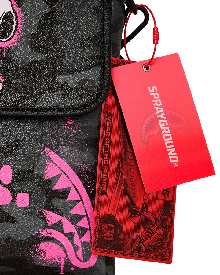 PEANUTS SNOOPY PINK STENCIL MESSENGER SLING