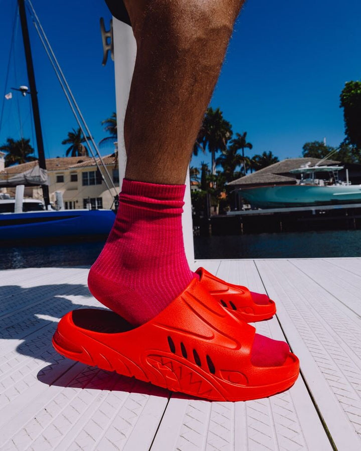 SHARK SLIDE RED
