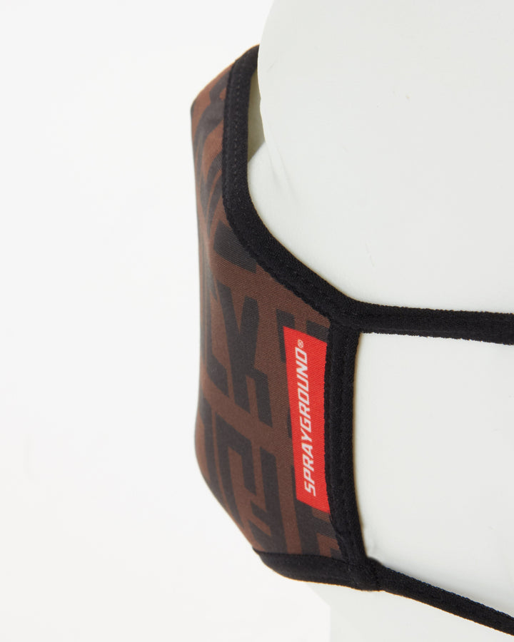 FORM-FITTING MASK OFFENDED